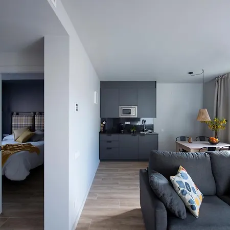 Agulles De Montserrat Apartment *