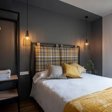 Agulles De Montserrat Apartment *