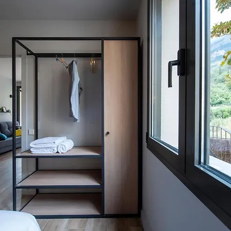 Agulles De Montserrat Apartment *